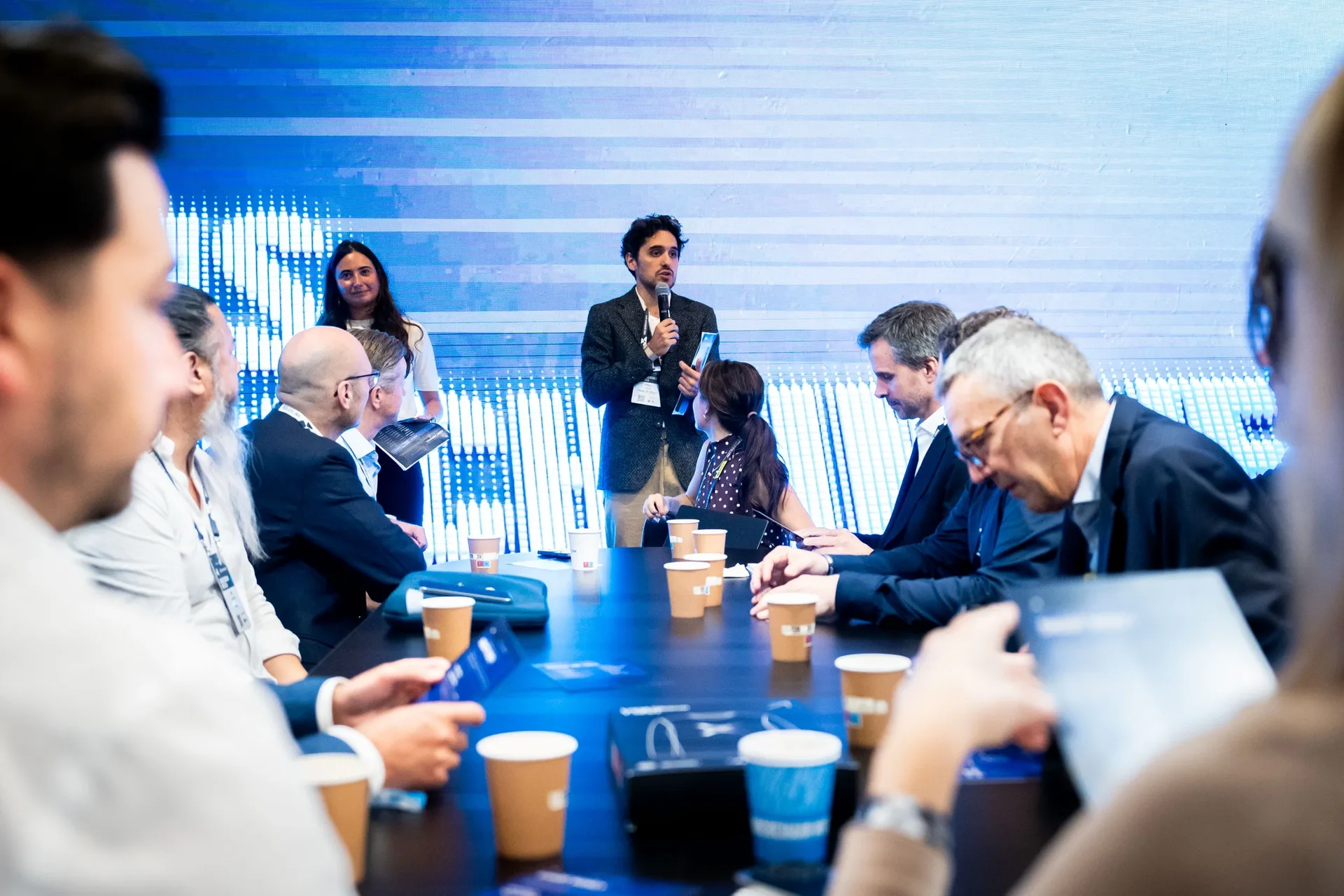 Executives at a private Signal Week gathering