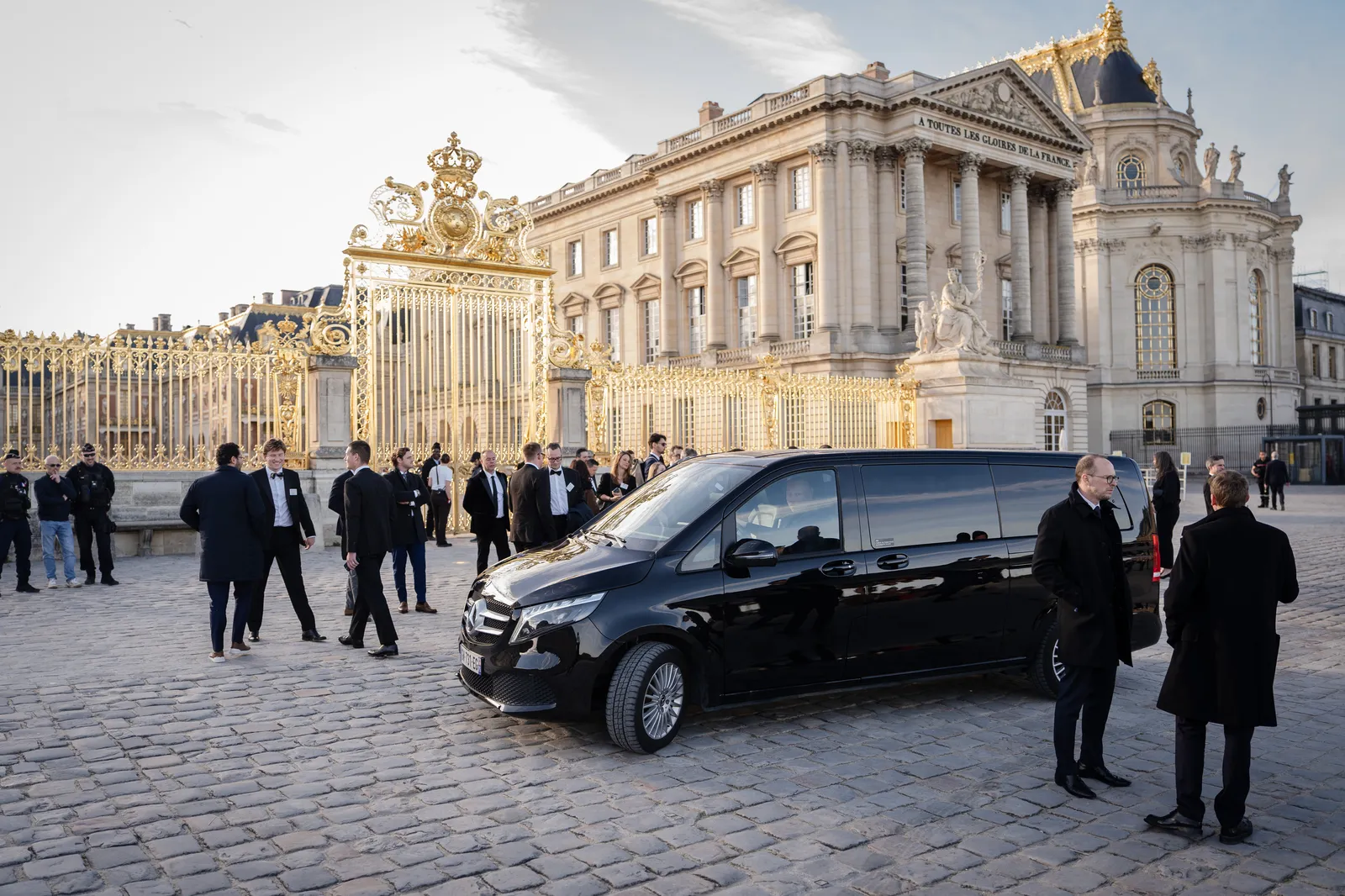 Private arrival at the Château de Versailles